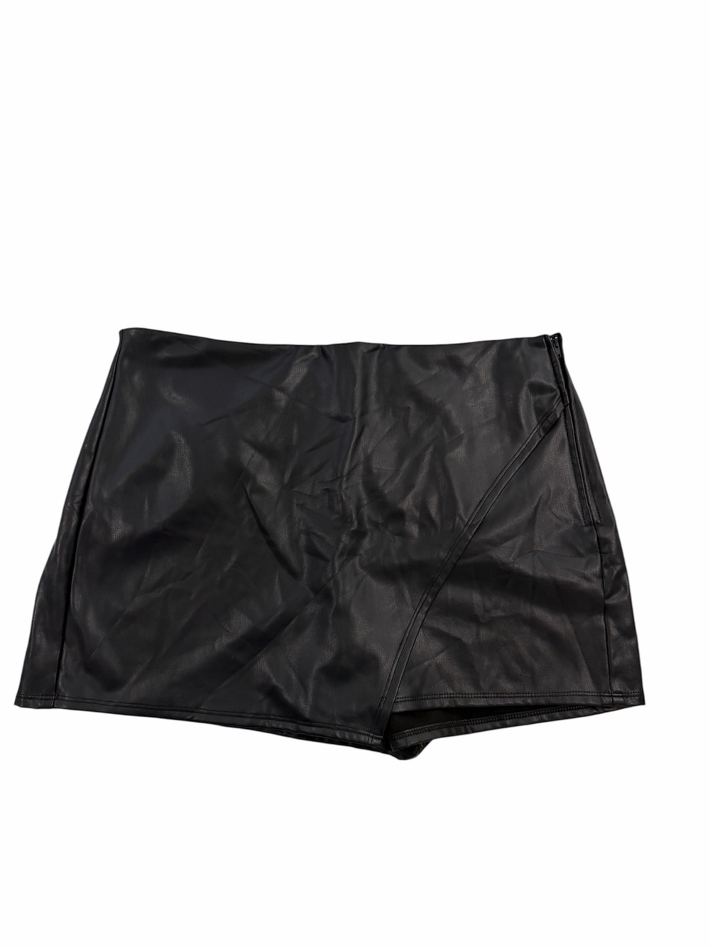 Arula Plus Size Faux Leather Shorts 0X‎ Skort